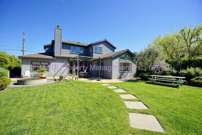 Building Photo - 34 Mohawk Ave