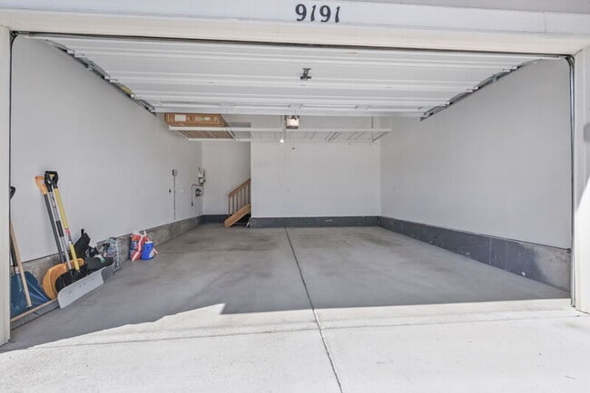 Building Photo - 9191 Rio Lado St