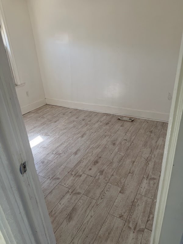 Building Photo - 3317 Lyndale Ave