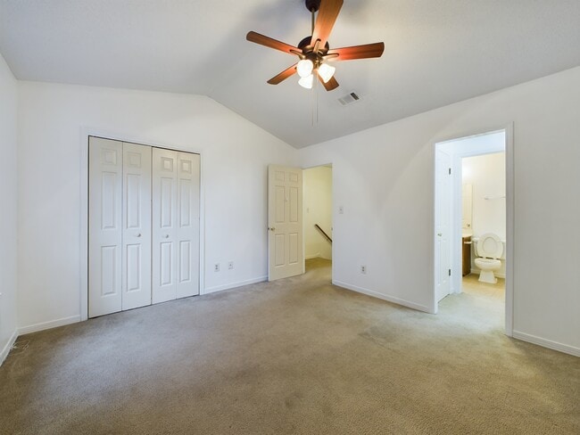 Building Photo - 3150 Belle Meade Dr