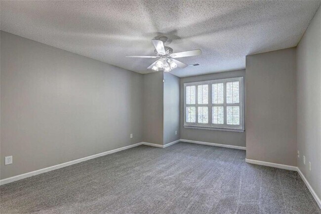 Building Photo - 490 Grand Teton Cir