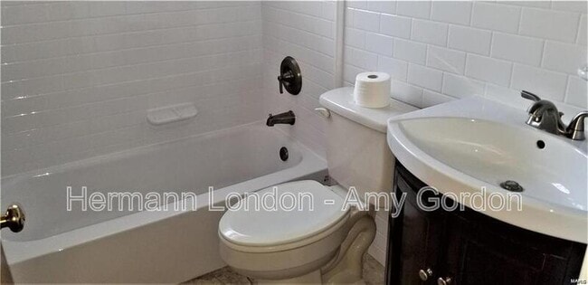 Building Photo - 10147 Maryvale Ln