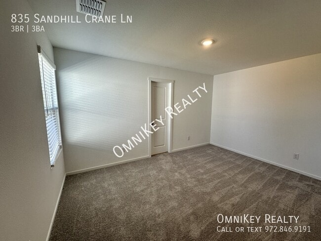 Building Photo - 835 Sandhill Crane Ln