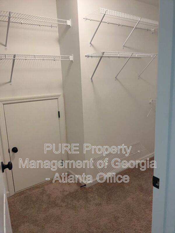 Building Photo - 1650 Tralee Ct