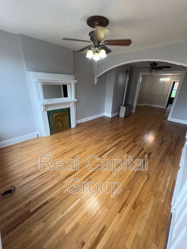 Building Photo - 412 2nd St
