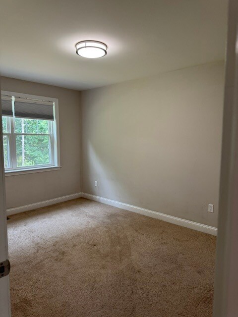 Building Photo - 16 Juniper Hill Rd