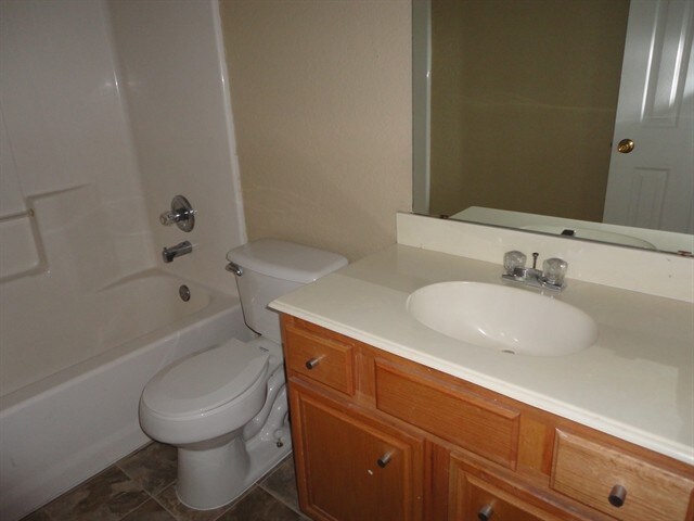 Building Photo - 3707 Sycamore Ln