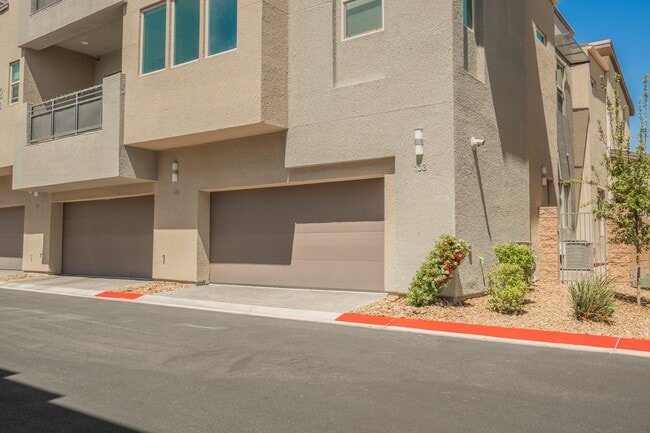 Building Photo - 11262 Cactus Tower Ave