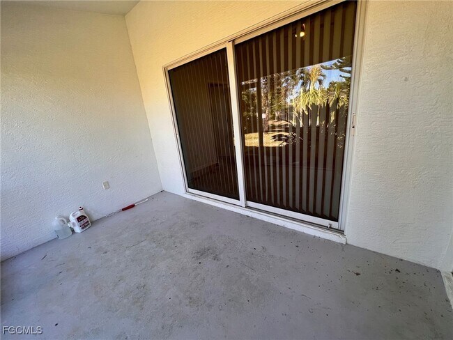 Building Photo - 1429 SW 29th St