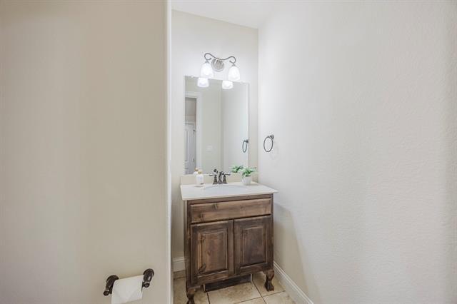 Building Photo - 6913 Chisholm Trail
