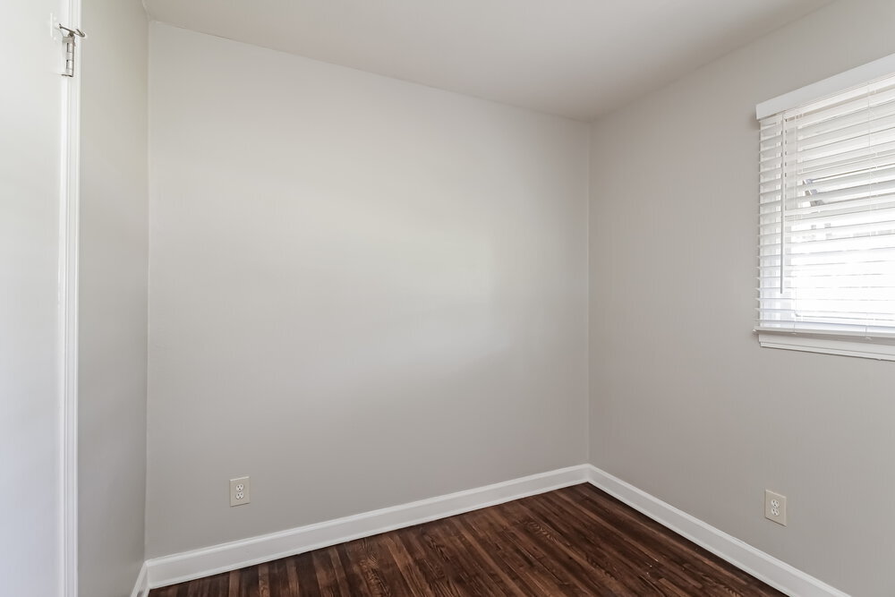 Building Photo - 3800 Seaman Dr