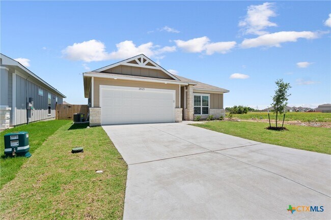 Building Photo - 2823 Fox River Dr