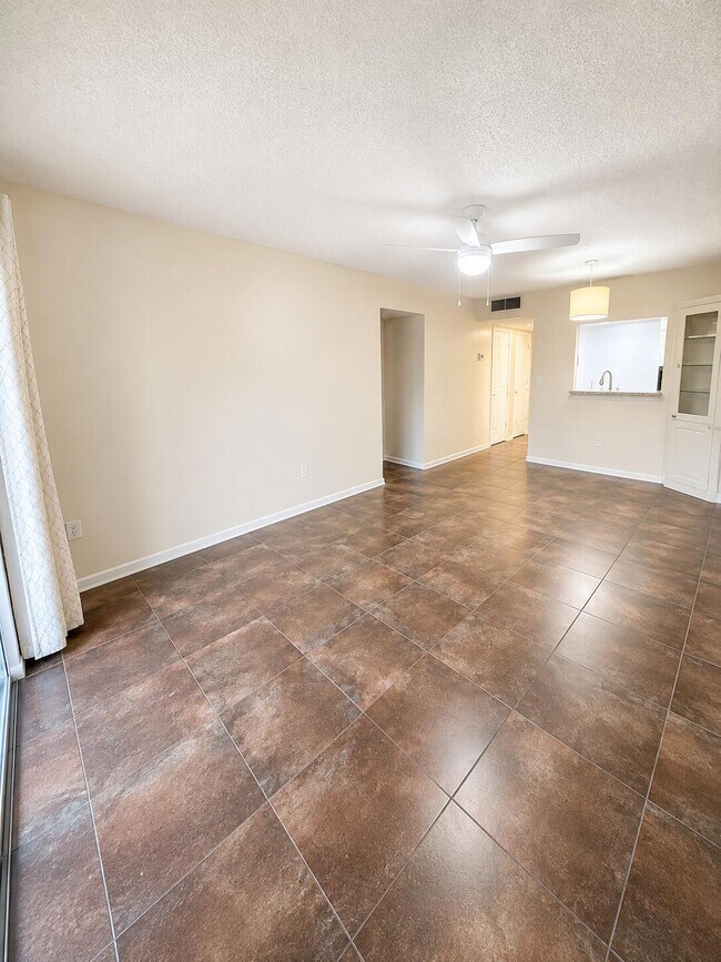 Building Photo - 4147 NW 90th Ave