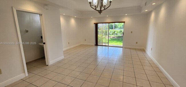 Building Photo - 8960 W Flagler St