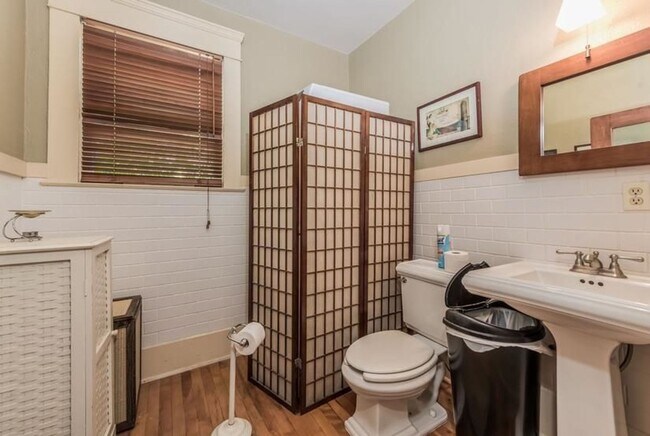 Building Photo - Stunning 6 Bedroom/4 Bath Historic Prairie Style Home in the Heart of Bankers Hill!