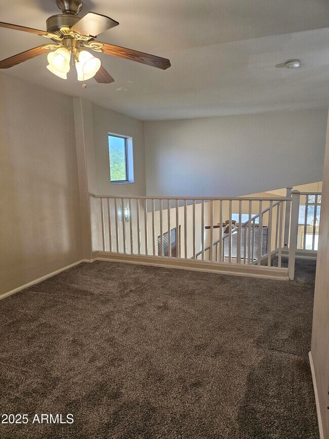 Building Photo - 16564 W Melvin St