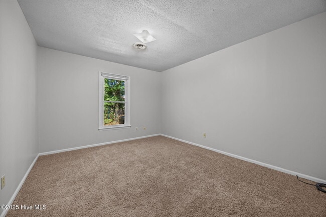 Building Photo - 108 Corey Cir