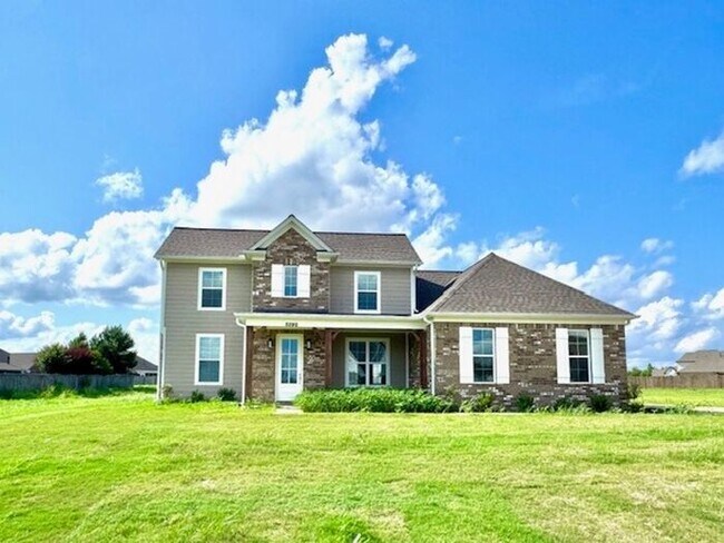 Building Photo - OPEN HOUSE! Move In Special! Now Leasing a...