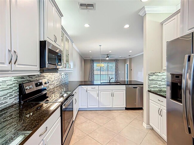 Building Photo - 15646 Aurora Lake Cir