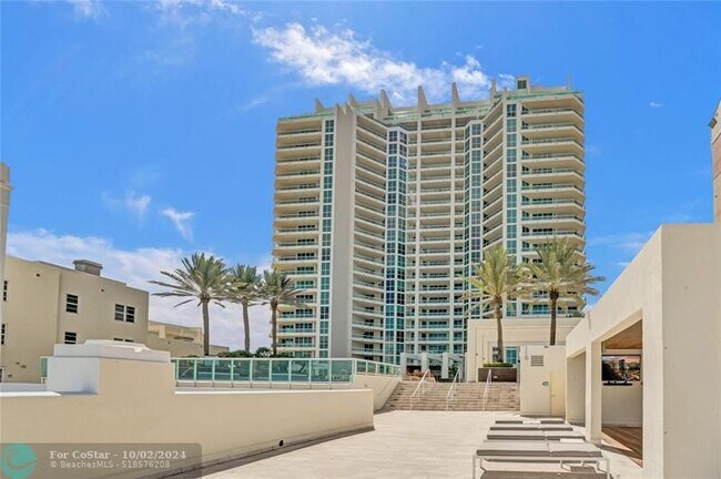 Building Photo - 101 S Fort Lauderdale Beach Blvd