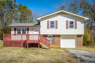 Building Photo - 1613 N Chester Rd
