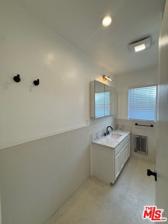 Building Photo - 4275 McClung Dr