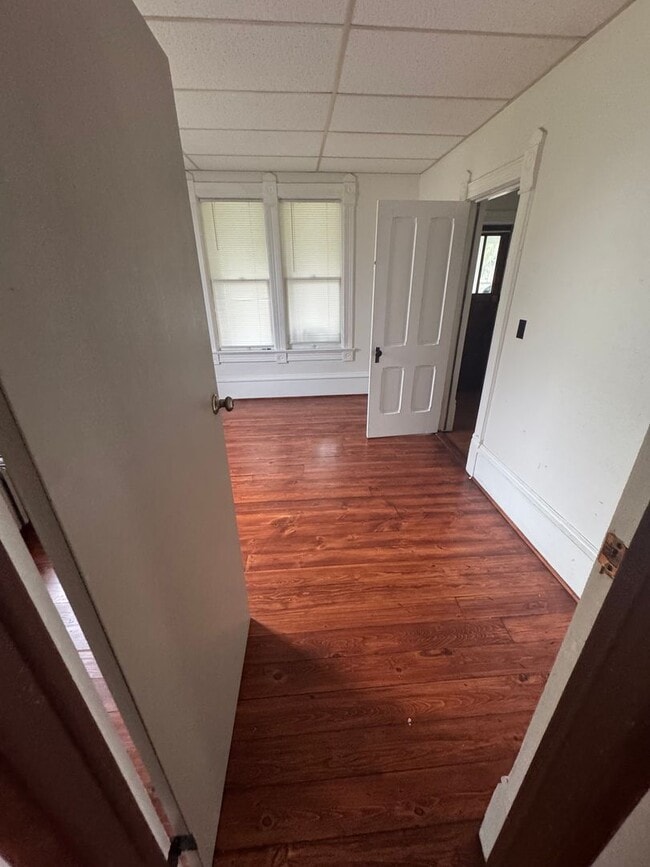 Building Photo - 1830 Superior Ave - Duplex