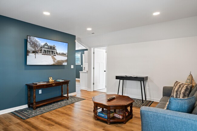 Building Photo - 80 W Geneva St