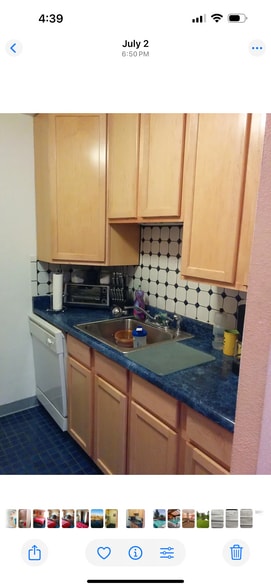 Building Photo - 1250 Golden Cir