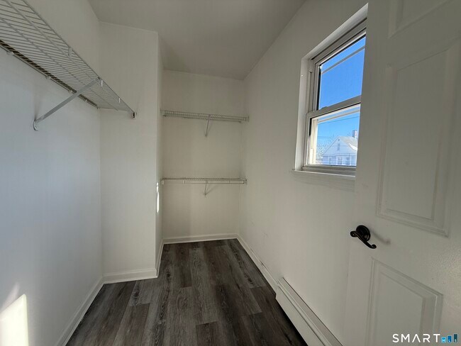 Building Photo - 769 Ogden St