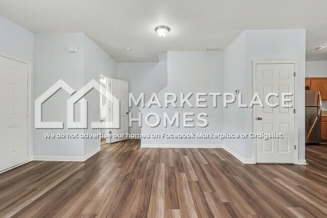 Building Photo - 5798 Westchase St