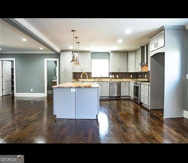 Building Photo - 1433 Merriman Ln NE