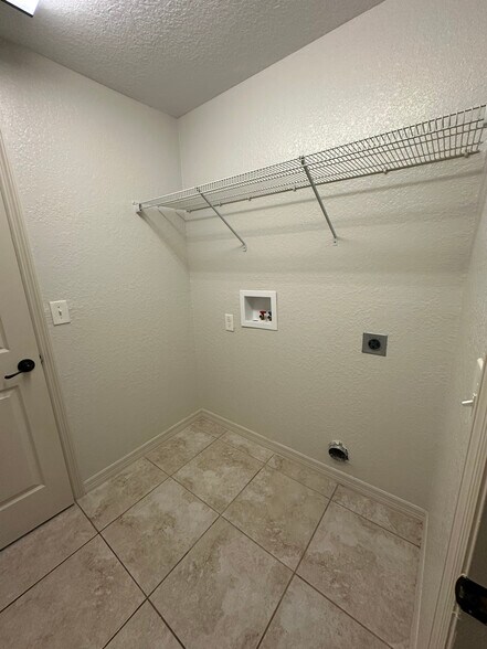 Laundry Room - 2 Olive Dr