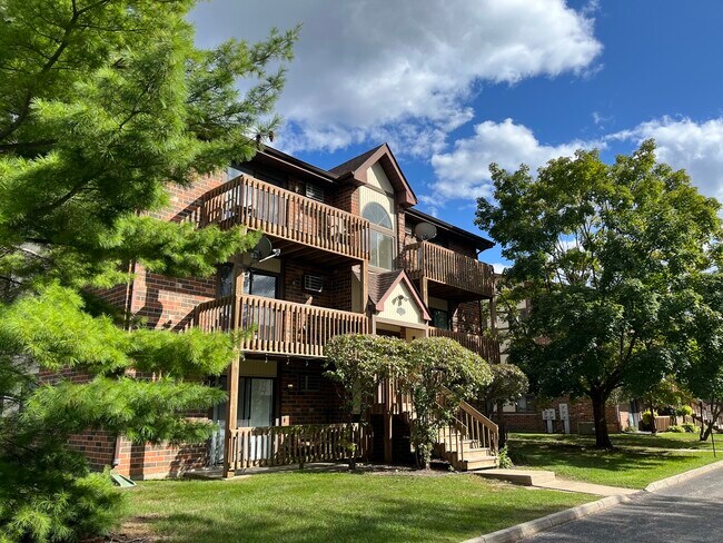 Building Photo - 431 Berkshire Dr