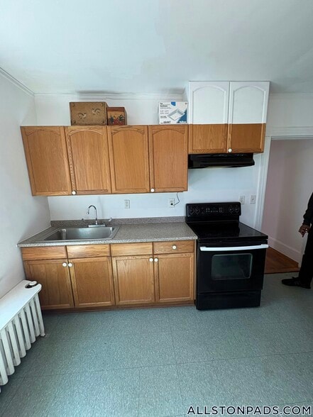 Building Photo - 45 N Beacon St