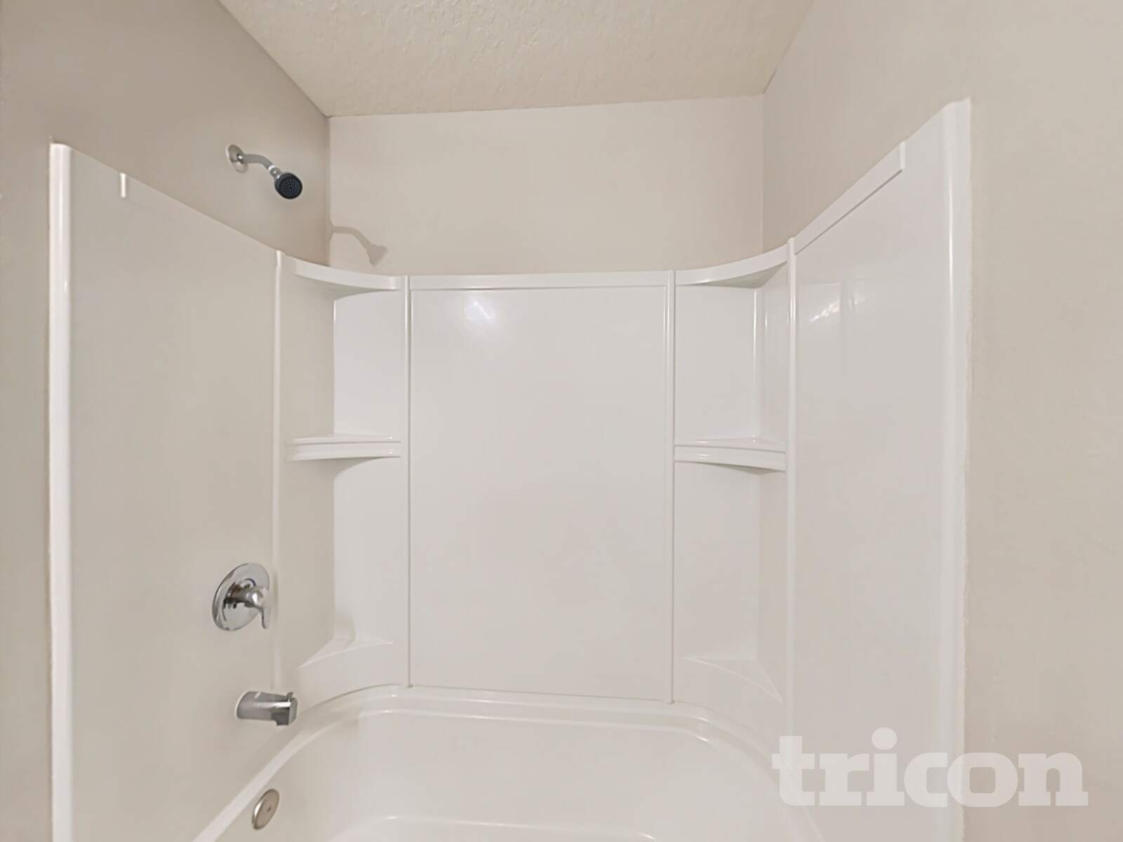 Building Photo - 8048 Meadow Walk Ln