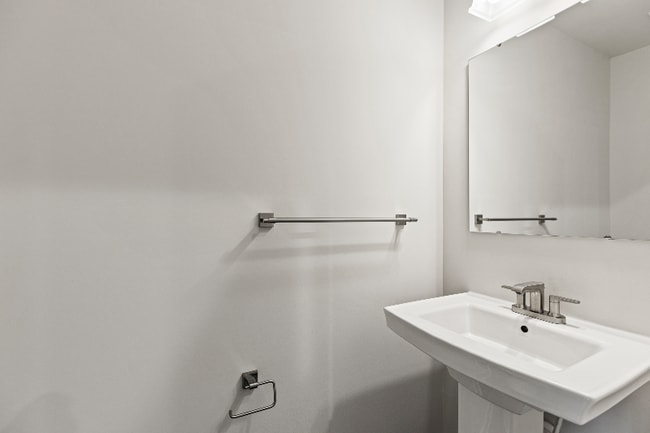Building Photo - 4319 Southerby Dr
