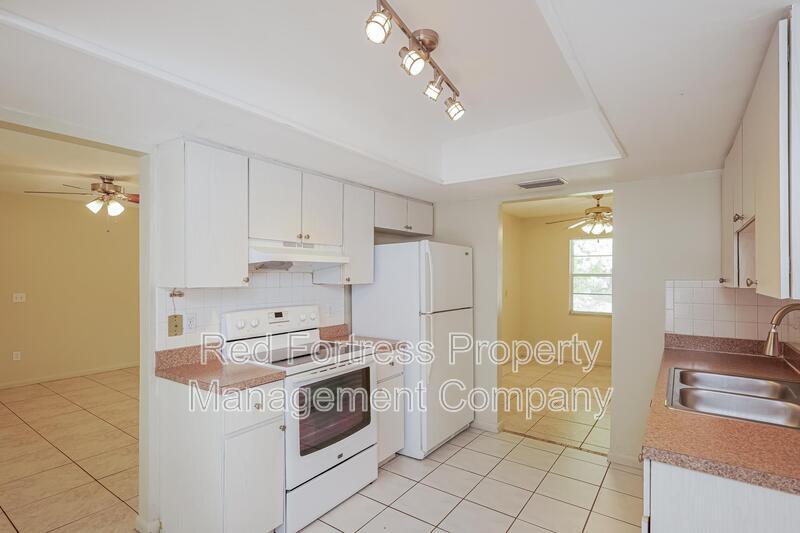 Building Photo - 4706 Mi Casa Ct