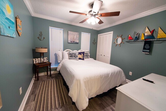 Building Photo - 2200 Romine Rd