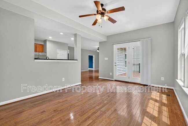 Building Photo - 7629 Hamelin Ln