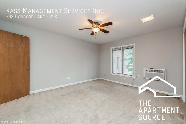 Building Photo - 798 Concord Ln