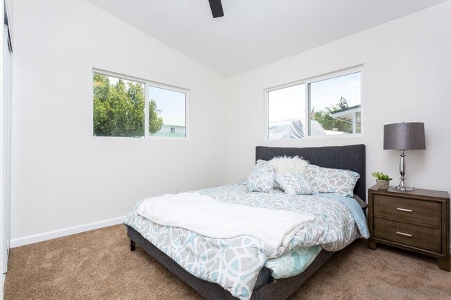 Building Photo - 534 Jeffree St