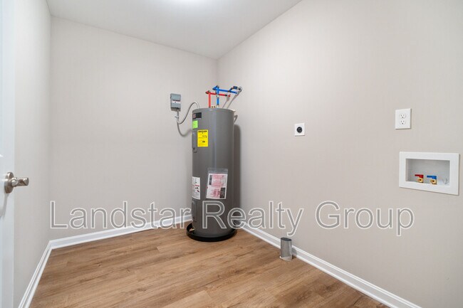 Building Photo - 7313 Tiger Wy