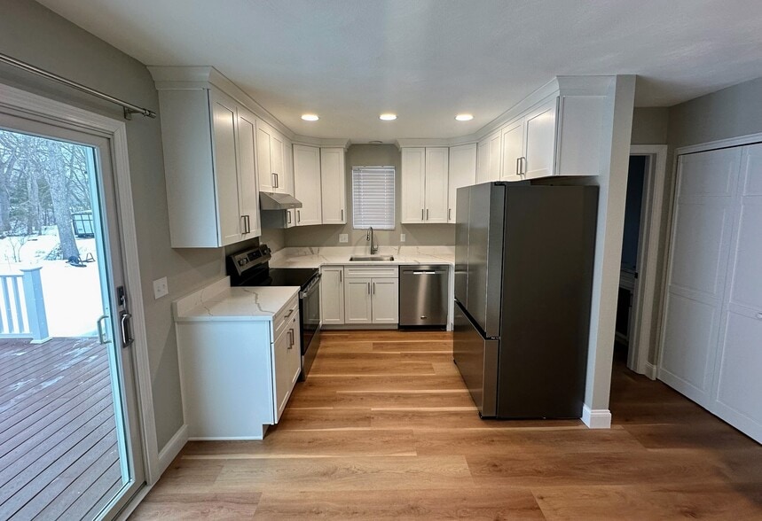 Brand new kitchen - 489 Boston Neck Rd