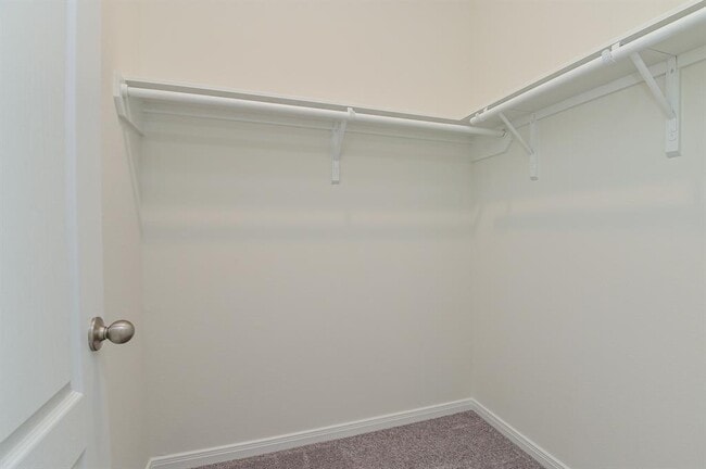 Building Photo - 27638 Mesabe Dr