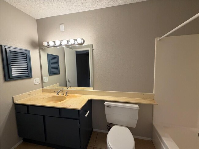 Building Photo - 9626 Covey Ridge Ln