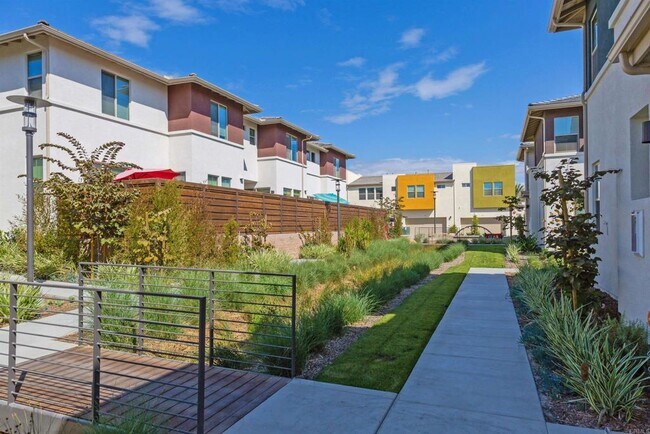 Building Photo - 2058 Quartet Loop