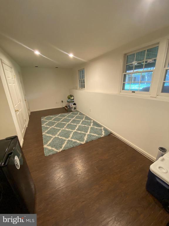 Building Photo - 5565 April Journey