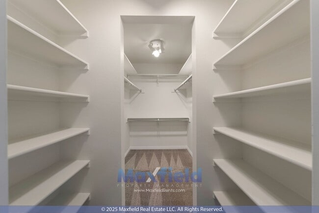 Building Photo - LEASE SPECIAL!! - 2 BD 2BA Condo - Midvale / Fort Union