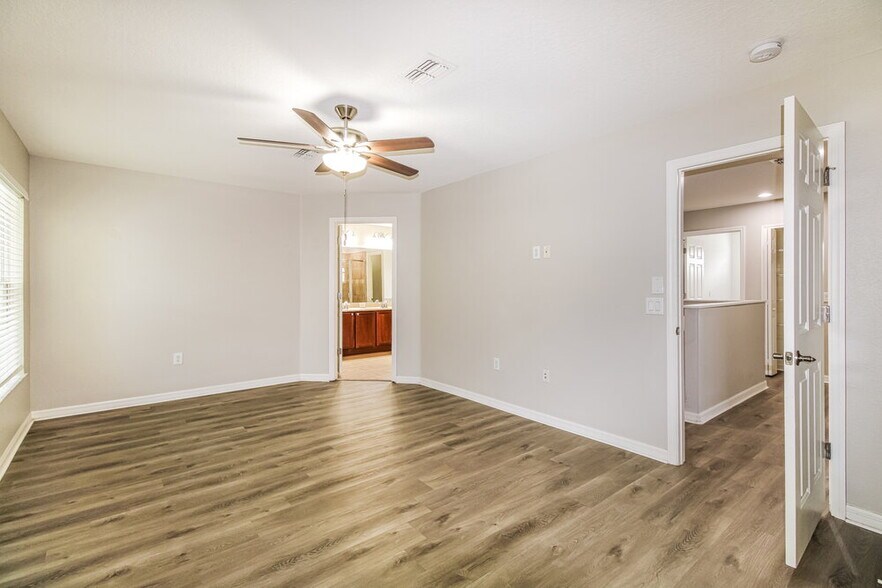 Building Photo - 4023 Braemere Dr